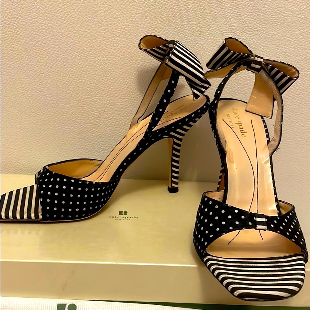 Kate Spade Black and White Bow Heels 7 Used only once